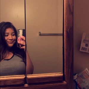 Meet your Posher, Elissa